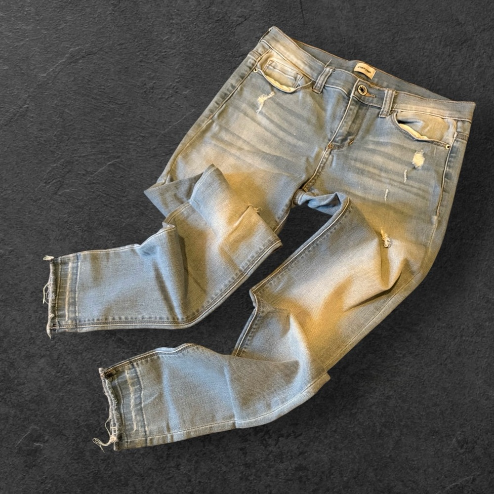 Distressed Light Blue Raw Hem Jeans